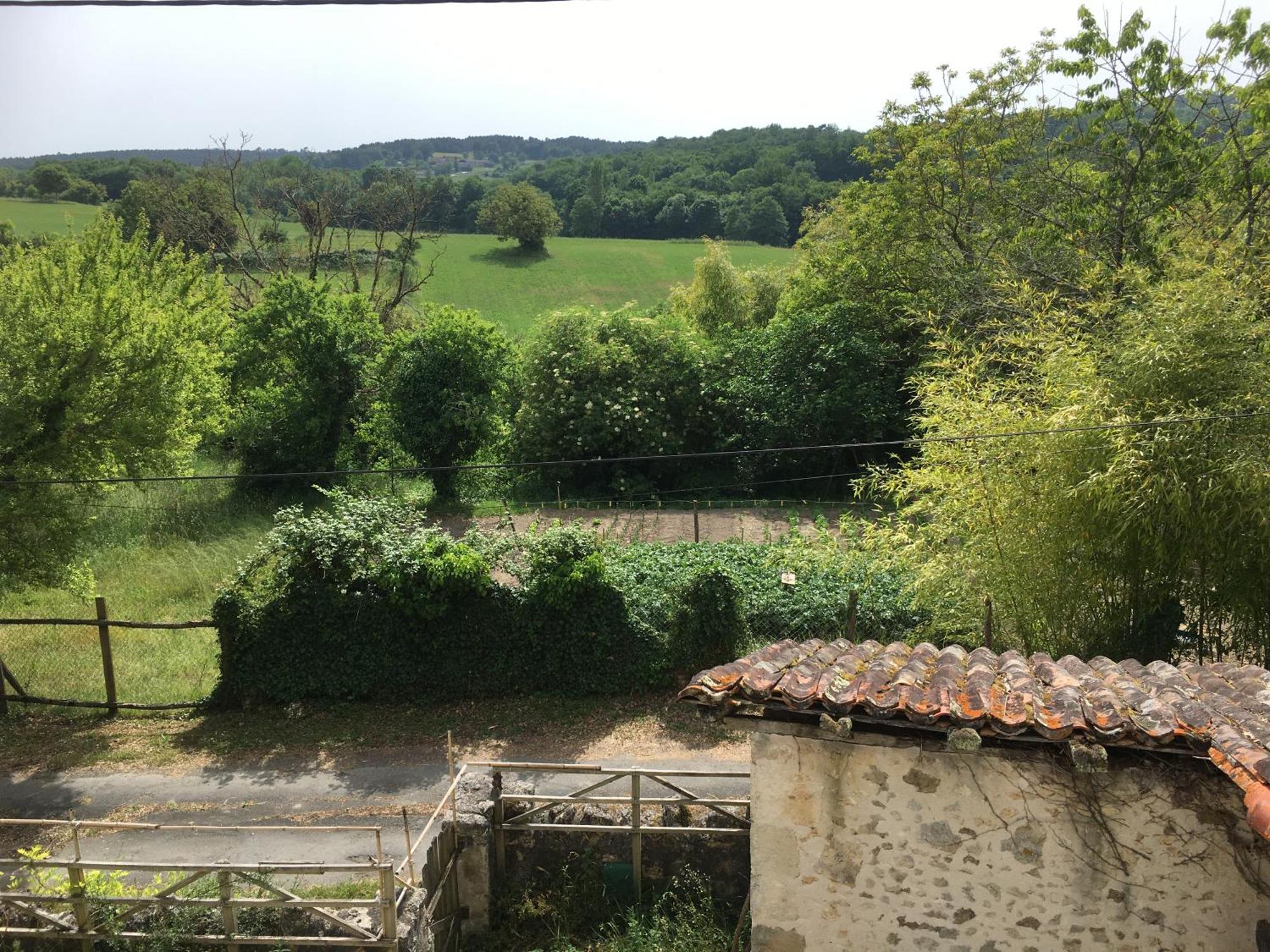 Katy'S Barn Villa Saint-Aulaye-Puymangou Exteriör bild